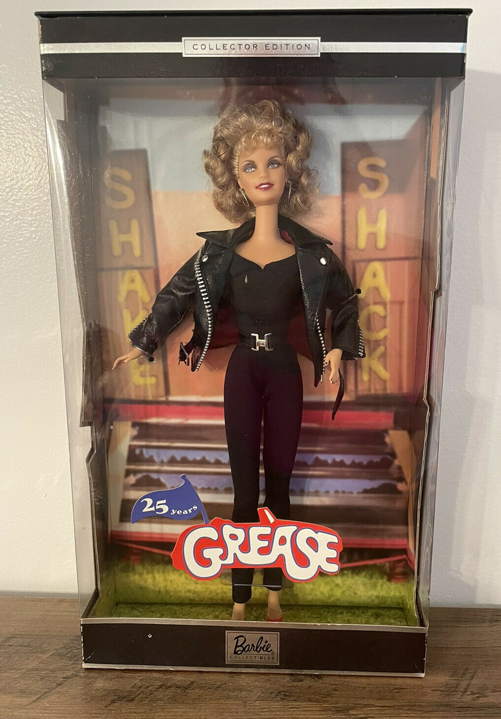 Grease Barbie 25 Years Sandy Olivia Newton-john Collectors Doll #b2510 2003