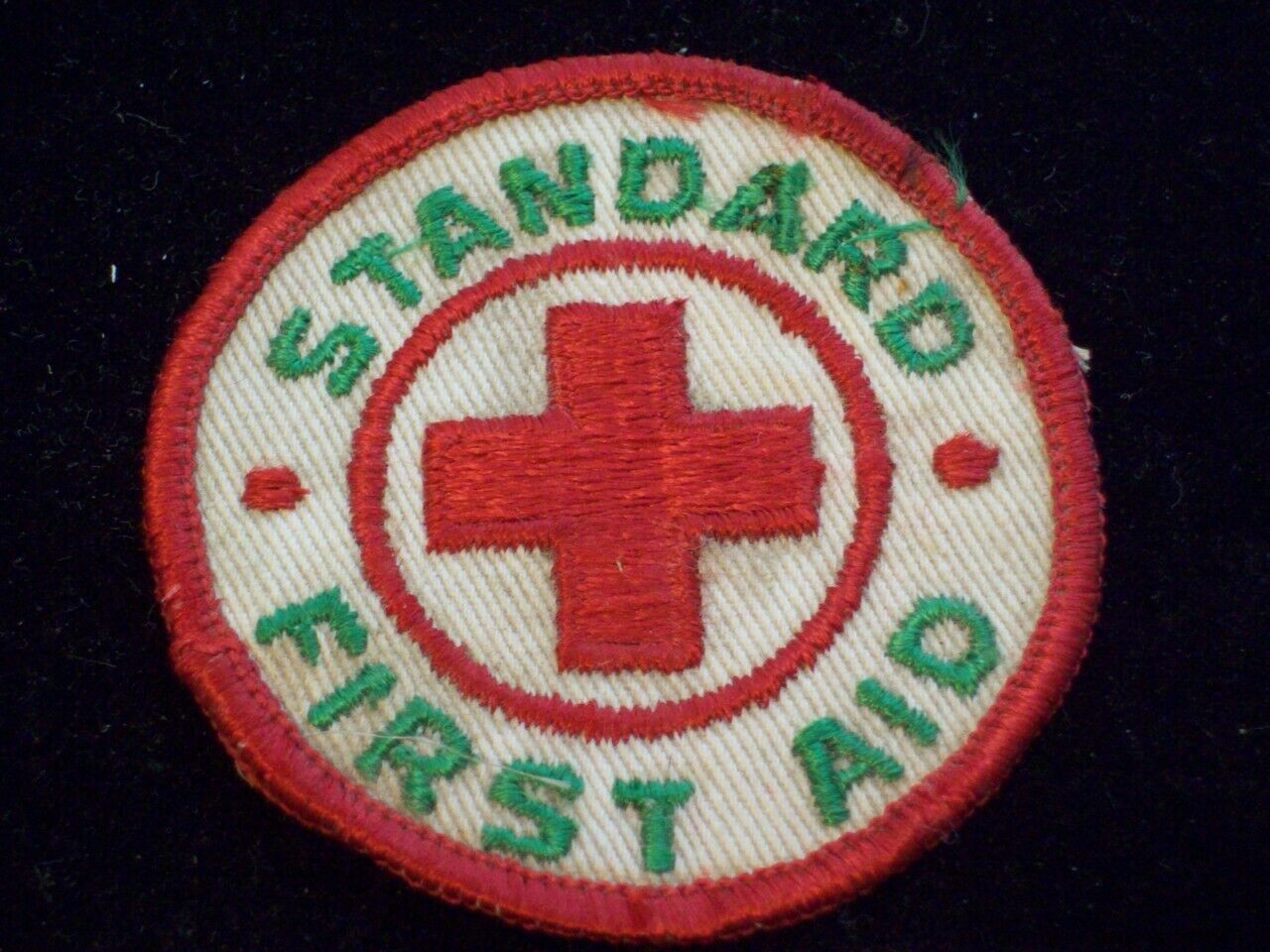 American Red Cross Standard First Aid Patch Embroidered Green Badge Vintage Arc