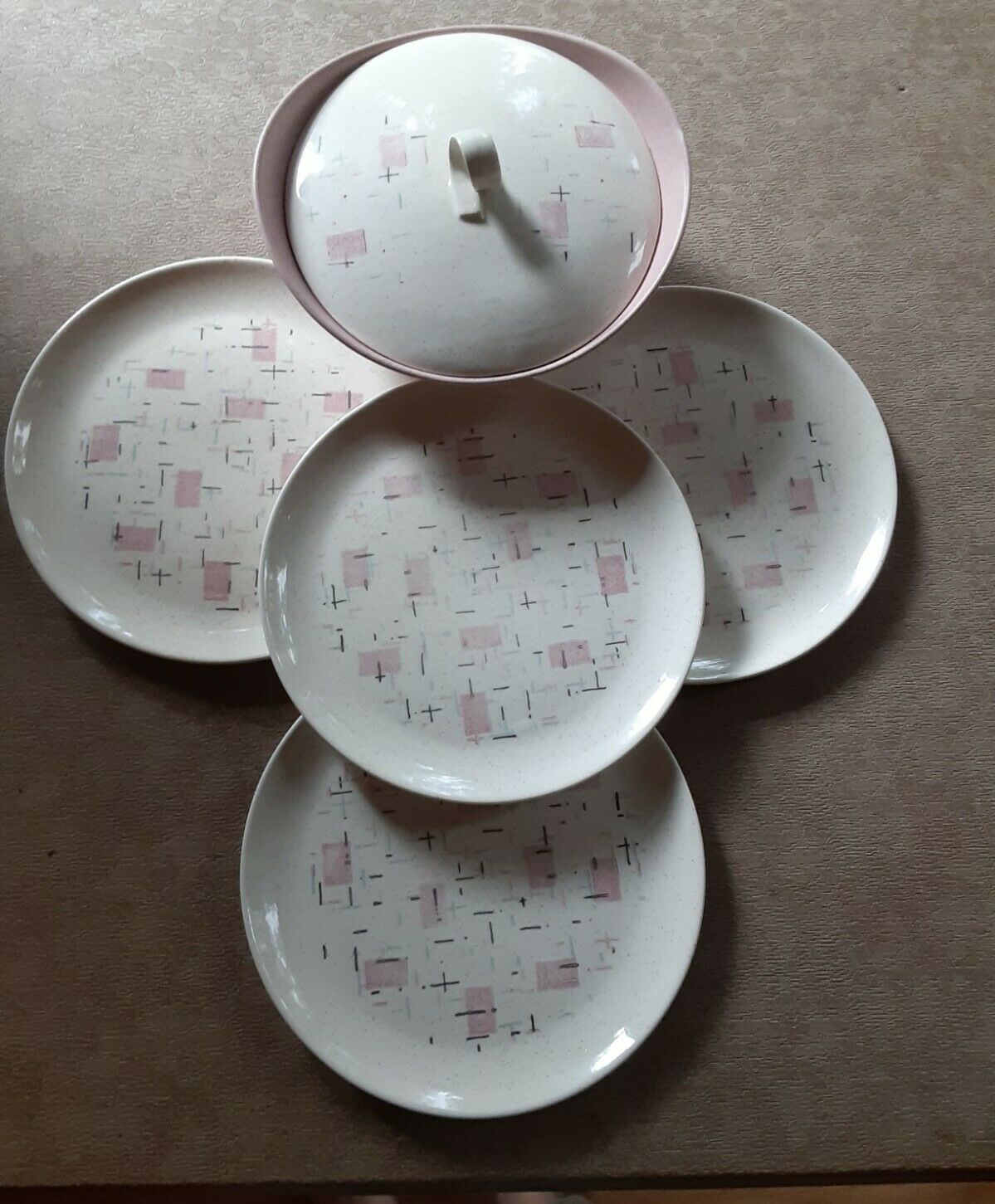 Mixed Lot Tickled Pink Vernon Ware 6 Pcs.   10" Plates & Serving Bowl With Lid