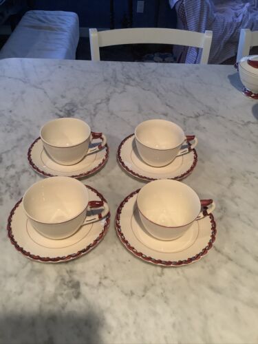 Metlox Vernonware Monterey Set Of 4 Tea Cups & Saucers