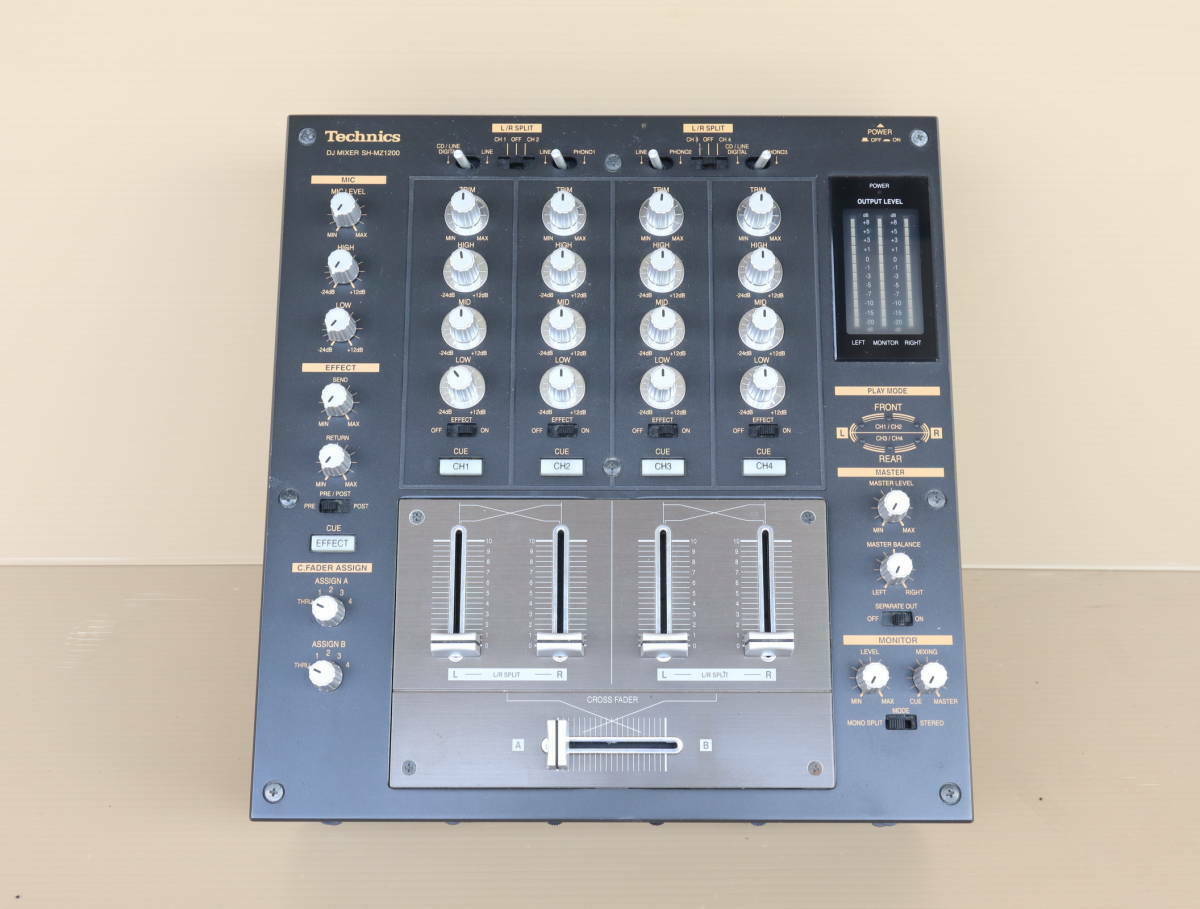 Technics SH-MZ1200 Silver Mixer DJ Player Turntable 4-Channel Black Very Good